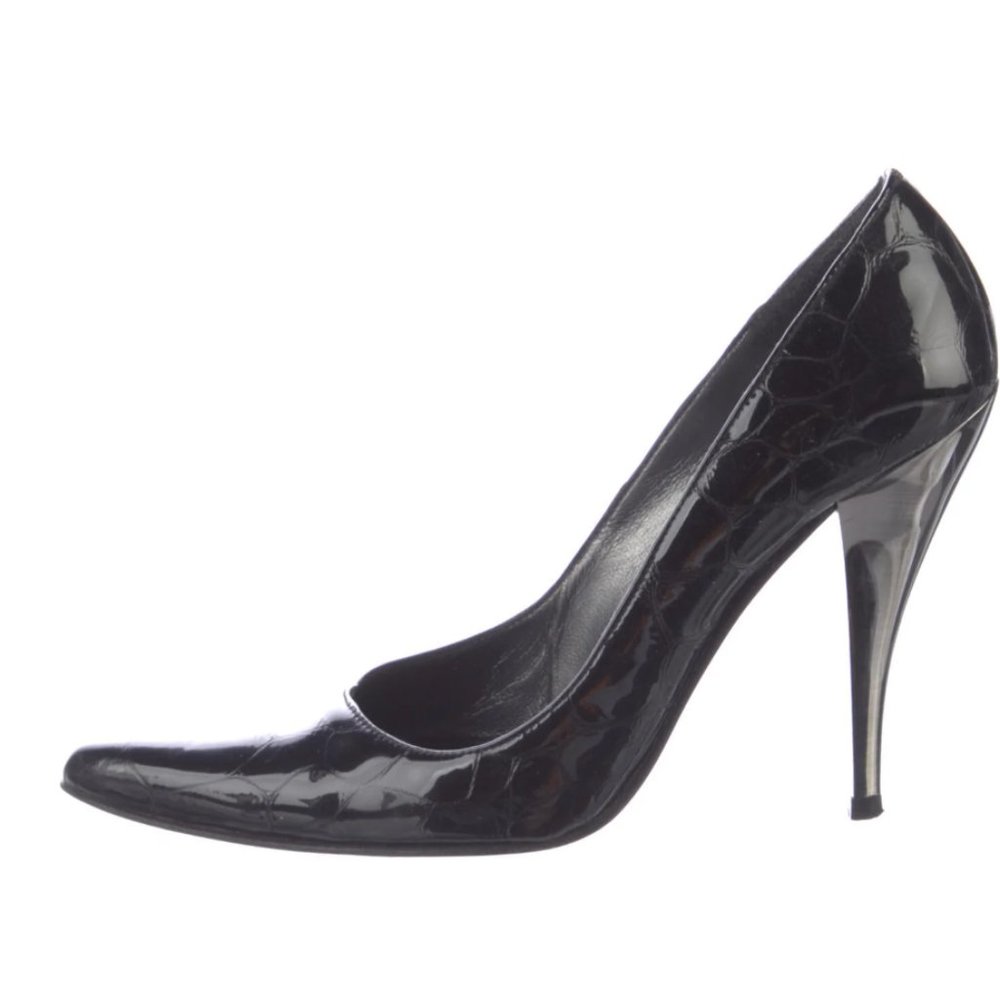 Stuart Weitzman Black Croc Patent Leather Pumps Pointed Toe Size 7